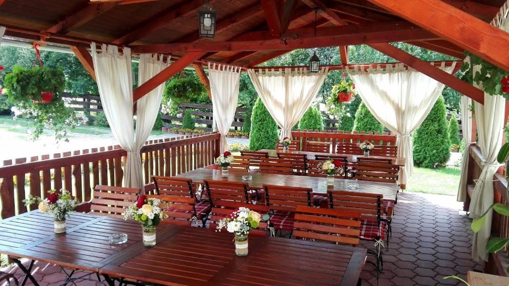 Olimpia Villa Tibod Exterior photo
