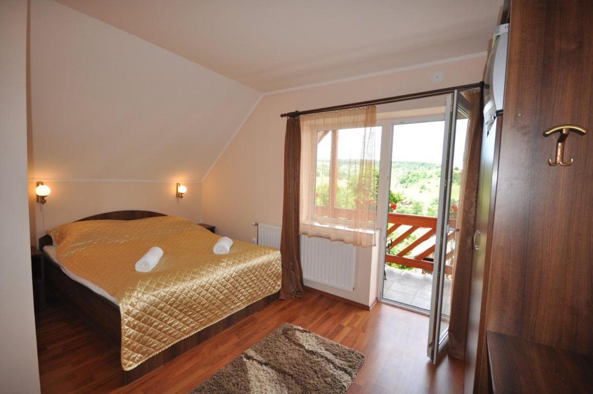 Olimpia Villa Tibod Exterior photo