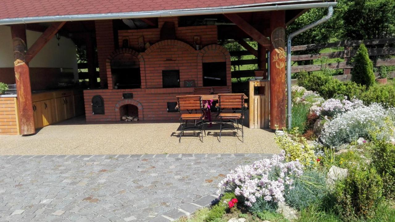 Olimpia Villa Tibod Exterior photo