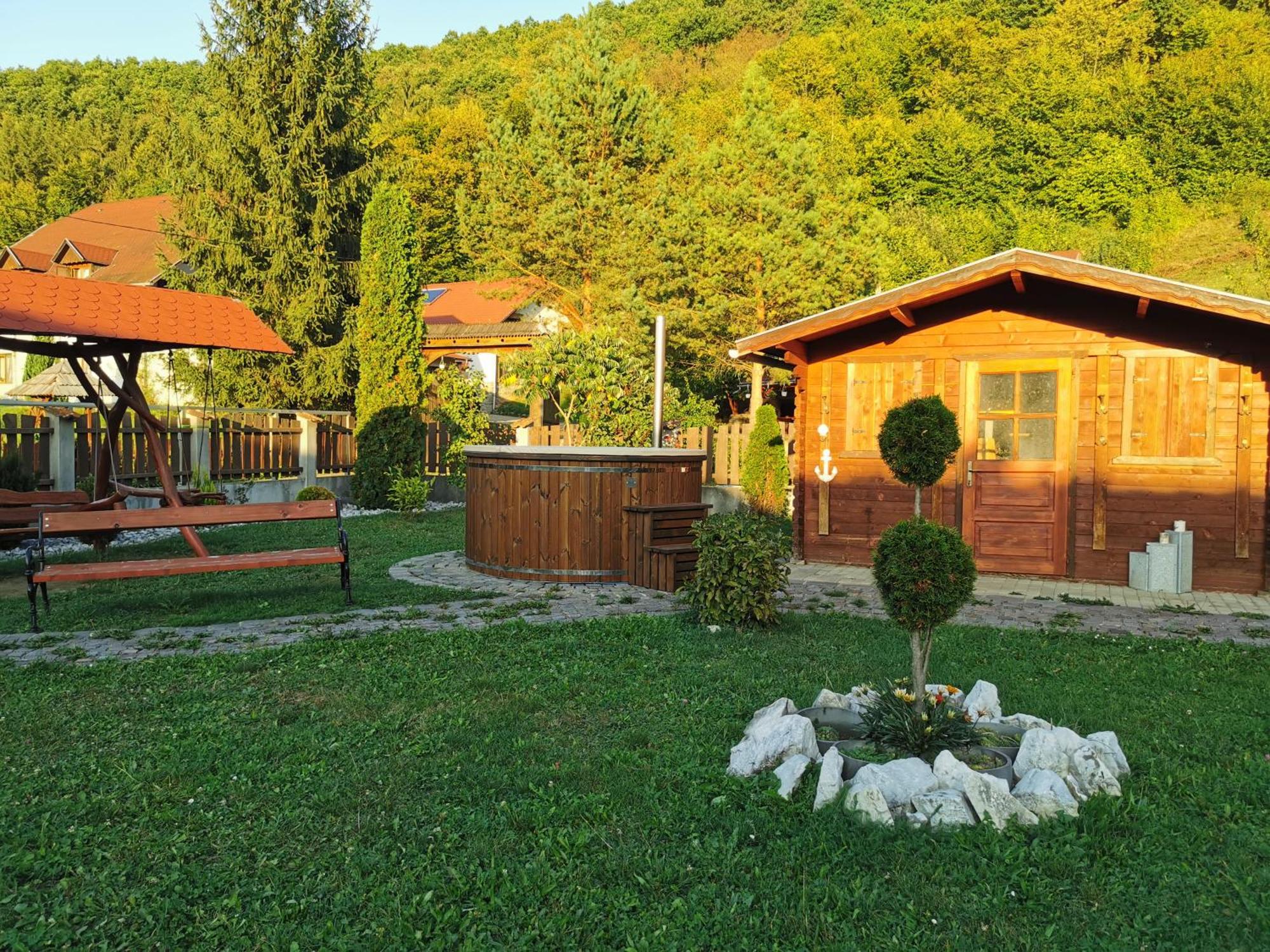 Olimpia Villa Tibod Exterior photo