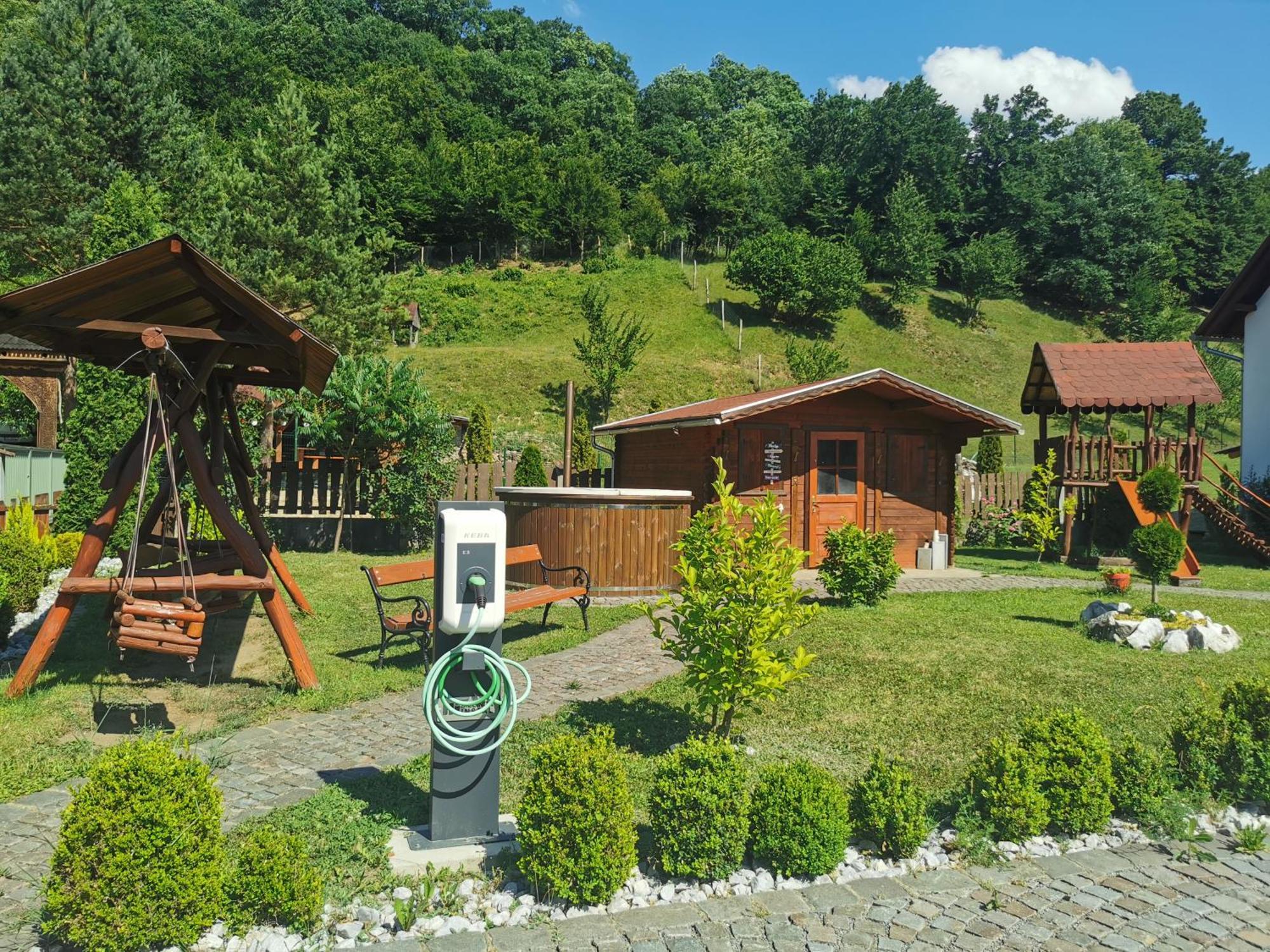 Olimpia Villa Tibod Exterior photo
